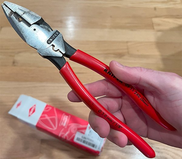 Amazon Despatched me Used and Damaged Knipex Pliers