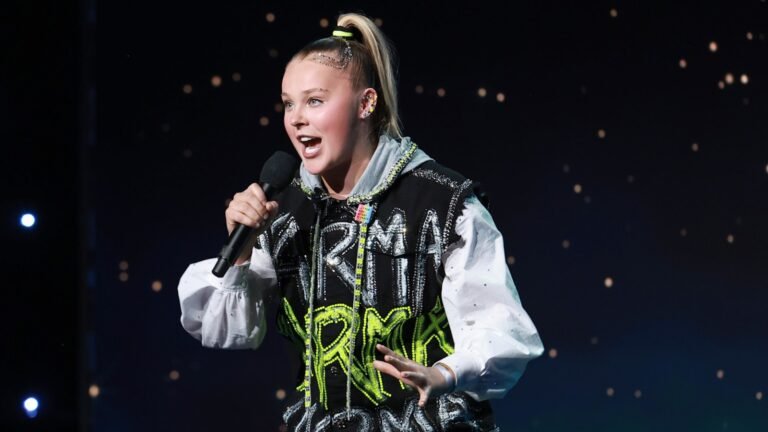 JoJo Siwa’s ‘Responsible Pleasure’ EP