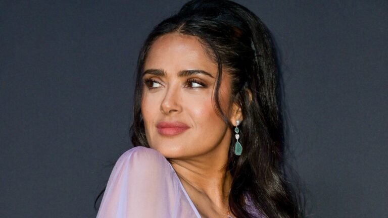 If Bubble Ponytails Had been an Olympic Sport, Salma Hayek’s Would Win Gold — See Pictures