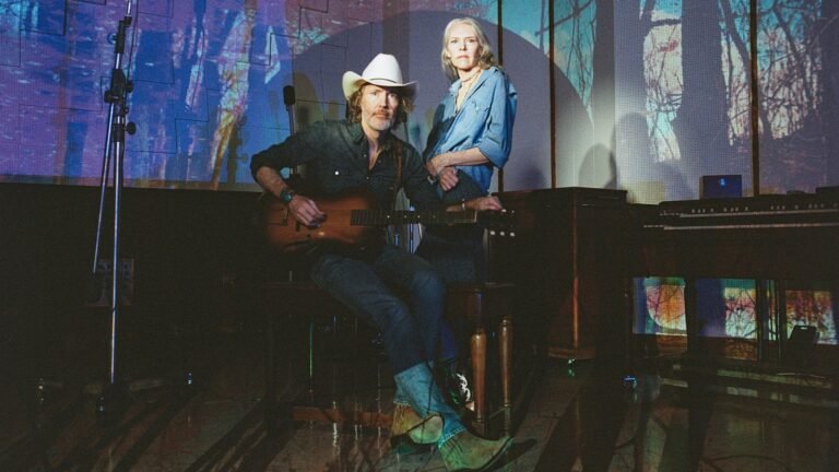 Gillian Welch and David Rawlings Discover New Revelations on ‘Woodland’