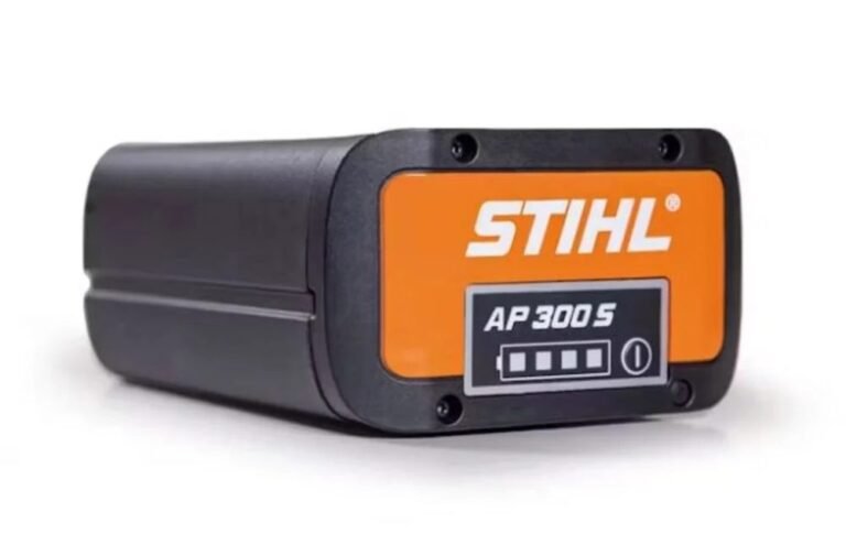 Get a FREE Stihl Battery with Choose Blower Buy!