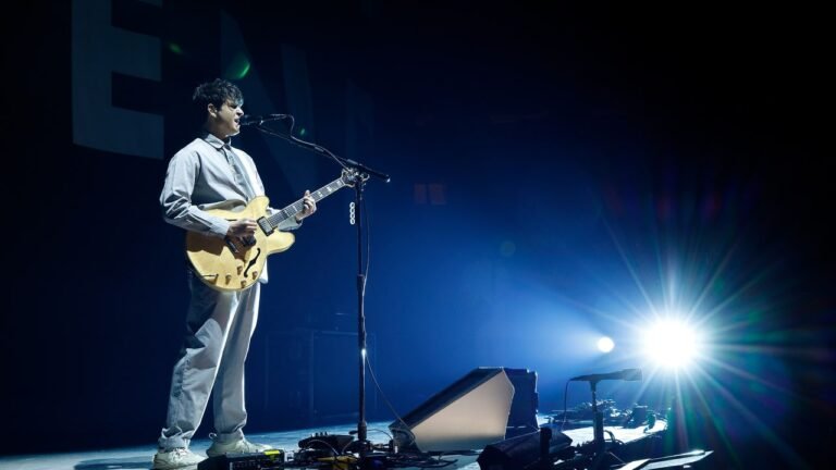 Vampire Weekend Cowl Billy Joel’s “Scenes From an Italian Restaurant”: Watch